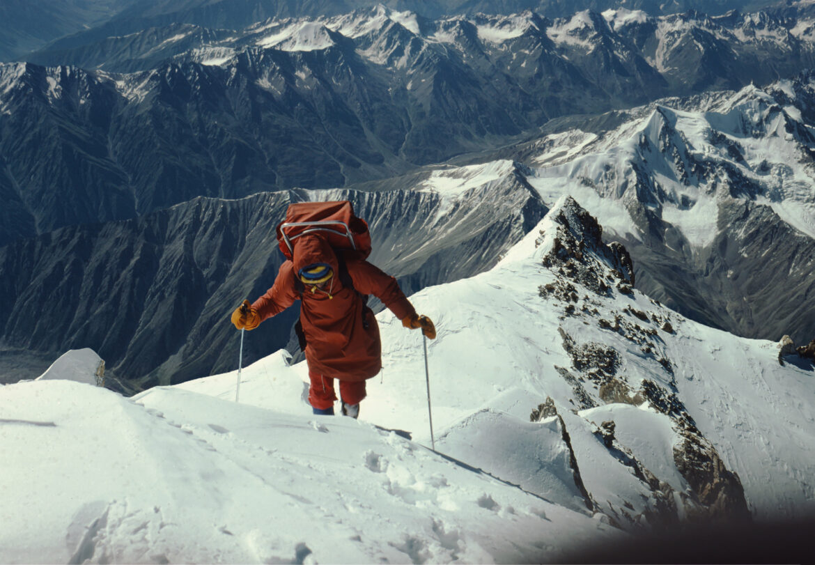 Archivaufnahme: Robert Schauer beim Klettern am Nanga Parbat 1976